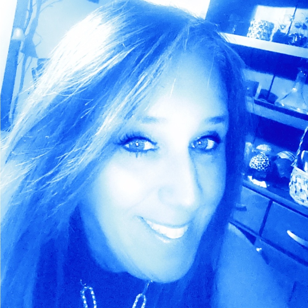 Meet your Posher, Tonya